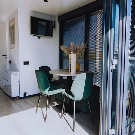 Modern Houseboat With Air Conditioning Located In Marina